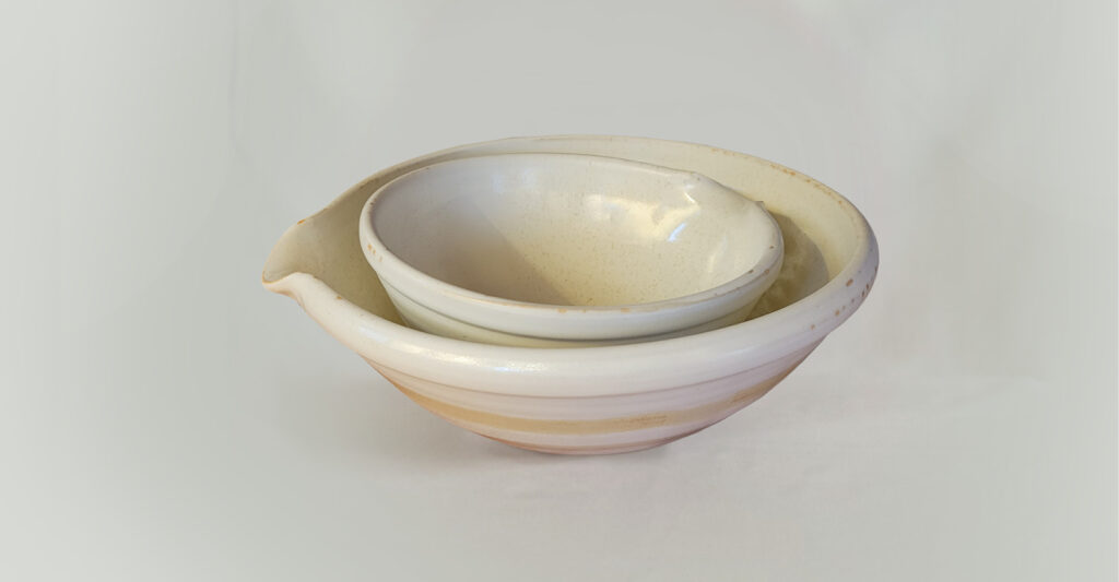 Pottery Stoneware Nesting Bowls 2026